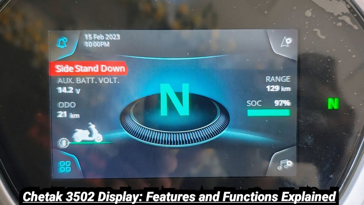 Bajaj Chetak 3502 display future  Look Chetak 3502 Display Features and Functions Explained