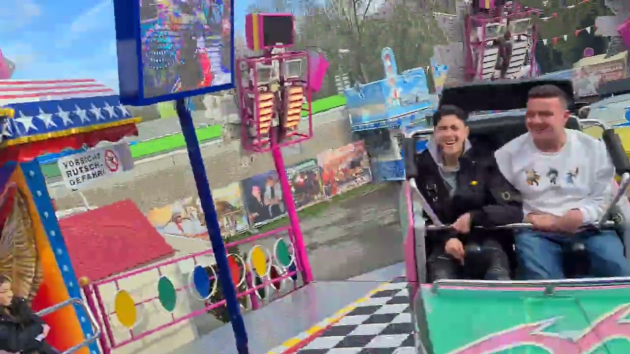 Break Dancer (Schramm) - Innenfahrt/Onride [Frankfurt (Main) - Frühjahrsdippemess 2023]