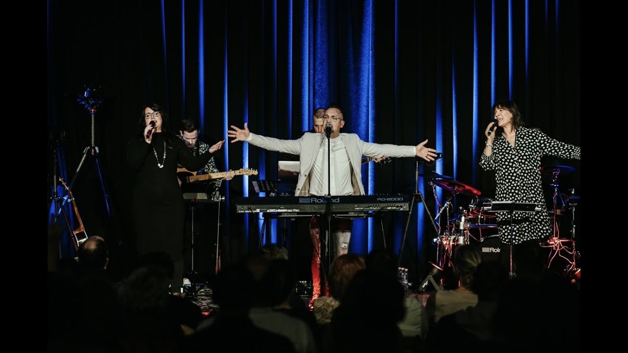 Szabó Balázs - 27. Zsoltár (Official Live Video)