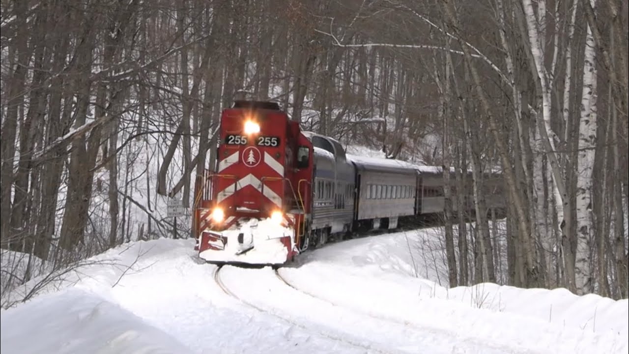 Conway Scenic train in the snow! Winter in Crawford Notch - 2/15/2025