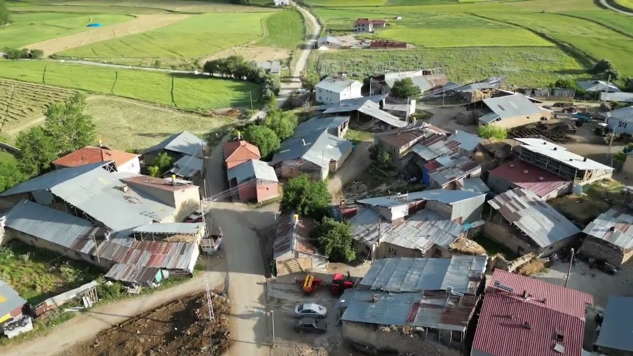 Erzincan Çayırlı Cennetpınar köyü (Aşağı tolos)