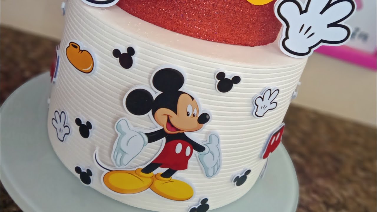 Sobreposição De Bolo De Andar/Bolo De Andar/ Sobrepondo Bolo - #bolo #confeitaria