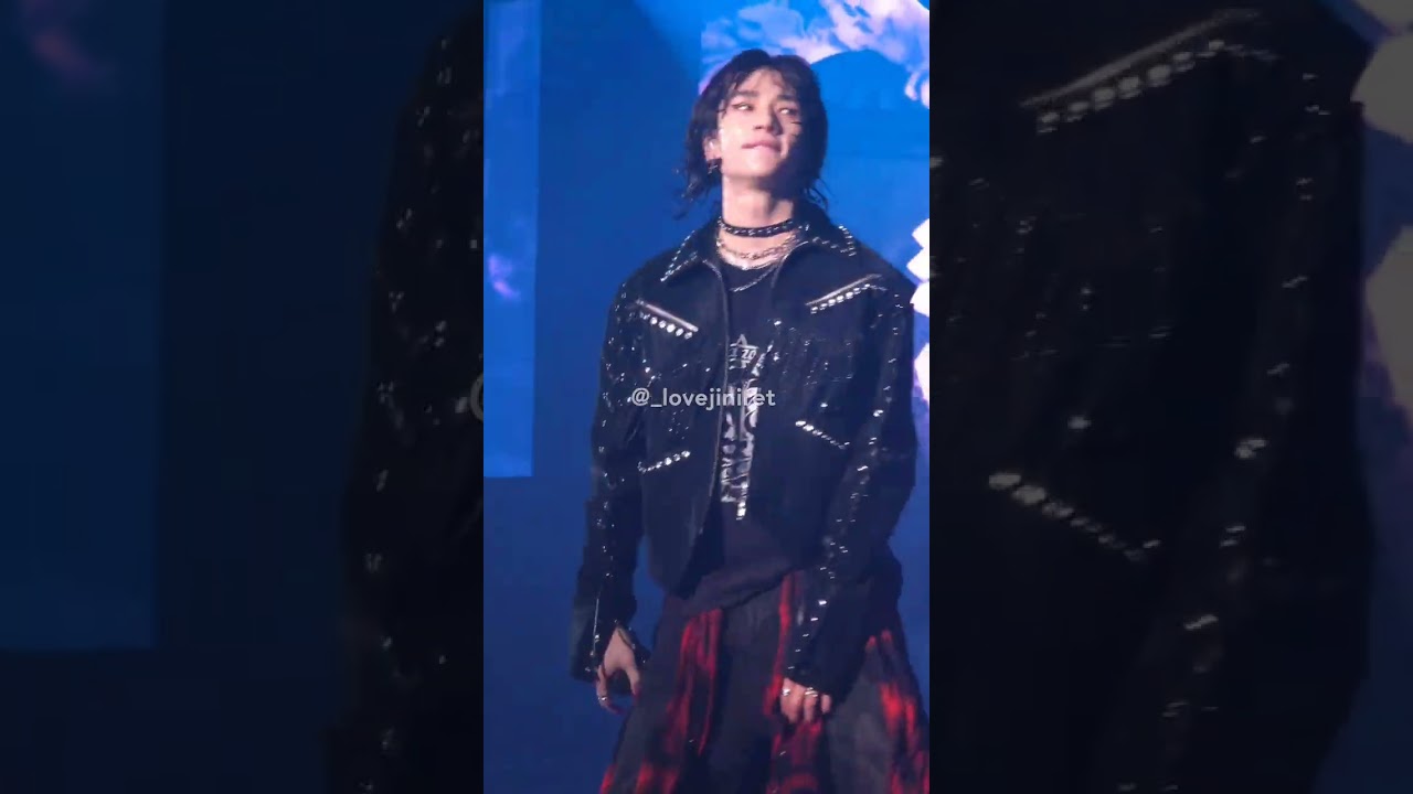 240831~240901 StrayKids Hyunjin Super Bowl fan cam 스트레이키즈 현진 슈퍼보울 슈퍼볼 직캠 @dominATE in SEOUL