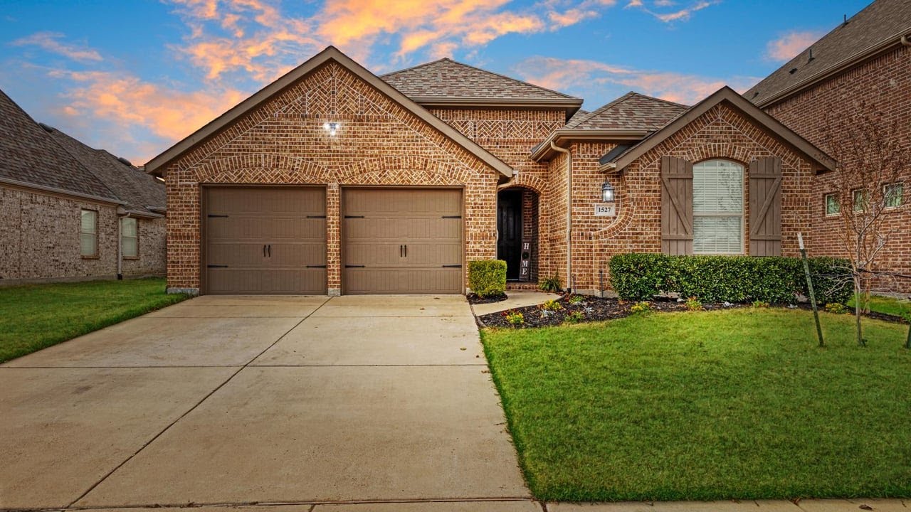 1527 Tavistock Rd, Forney, TX