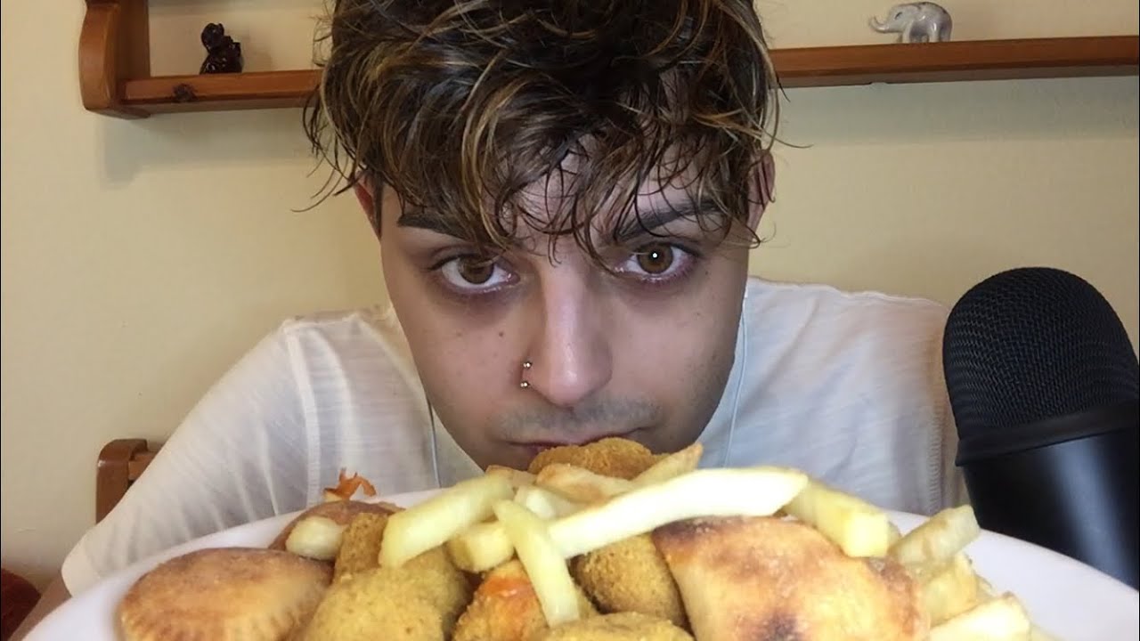 ASMR ITA│PANZEROTTI E MOZZARELLA IN CARROZZA│EATING SOUNDS