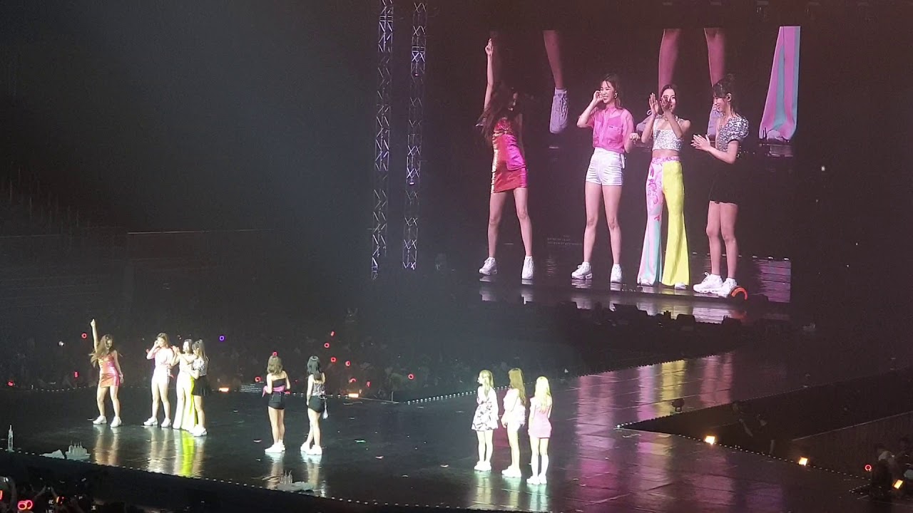 Twice lights in bangkok 2019 part 9