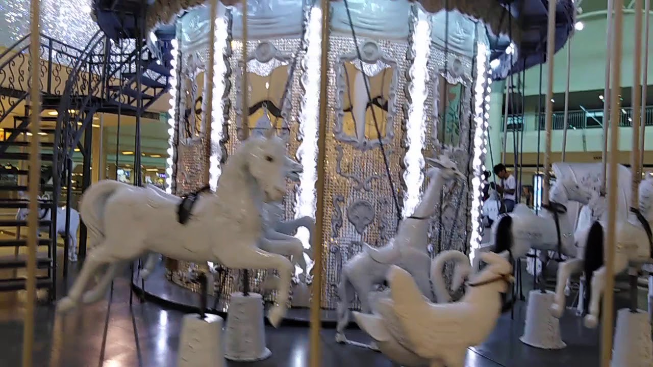 Festivalmall carousel 08212018