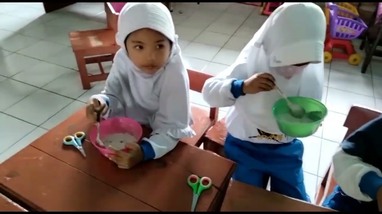 Kegiatan Di Sentra Cooking : Belajar Membuat Makanan Khas Purbalingga 