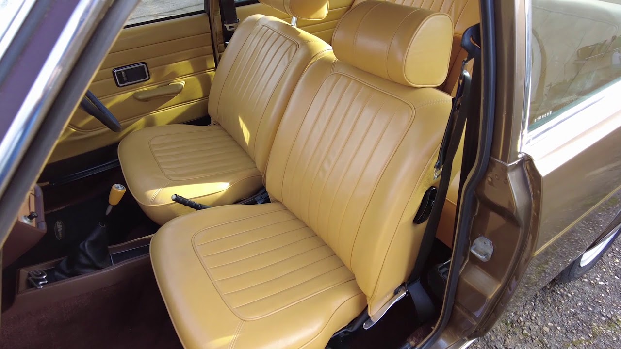 1974 Morris Marina 1 8 TC Interior Review