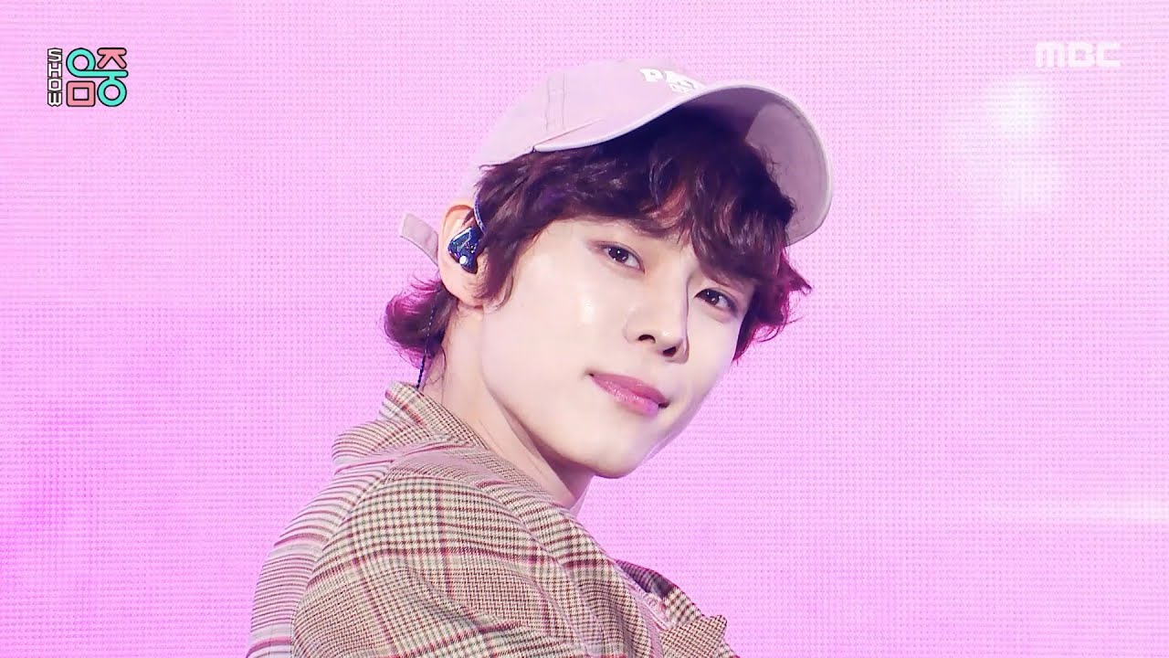 Yoon Seobin (윤서빈) - Strawberry Candy | Show! MusicCore | MBC251004방송