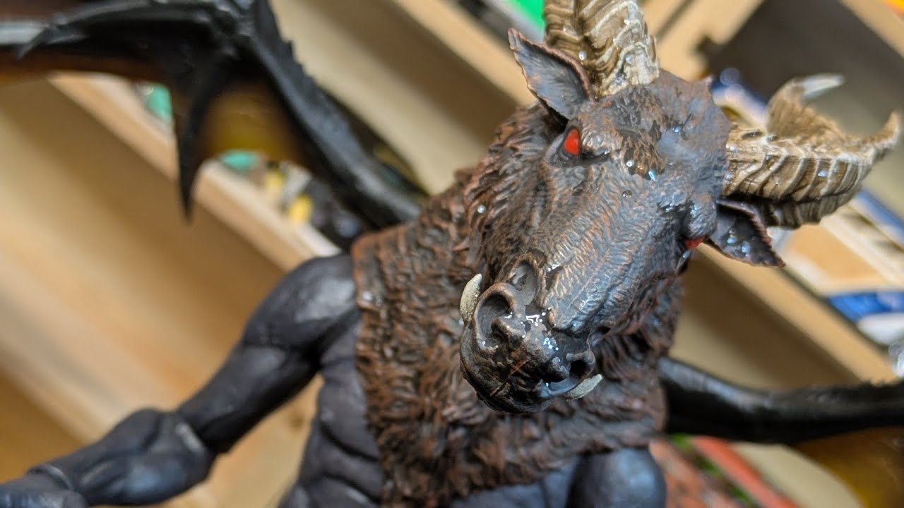 Four Horsemen Studios Figura Obscura Jersey Devil Unboxing!