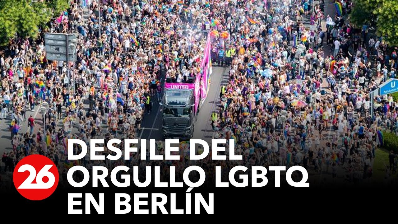 Multitudinario desfile del orgullo LGBTQ en Berl&iacute;n