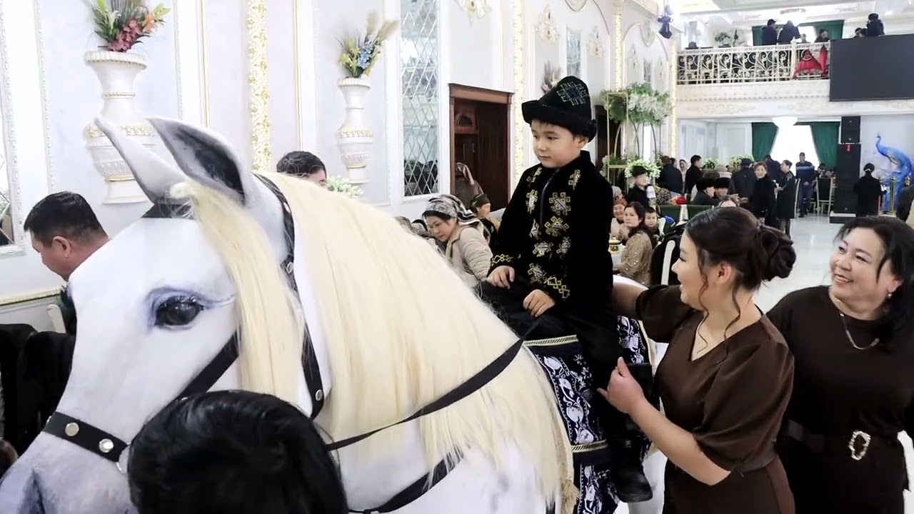 Qarjawbay aga 80-Jasta Salamat Sunnet Toyi Restorant Muzaffar