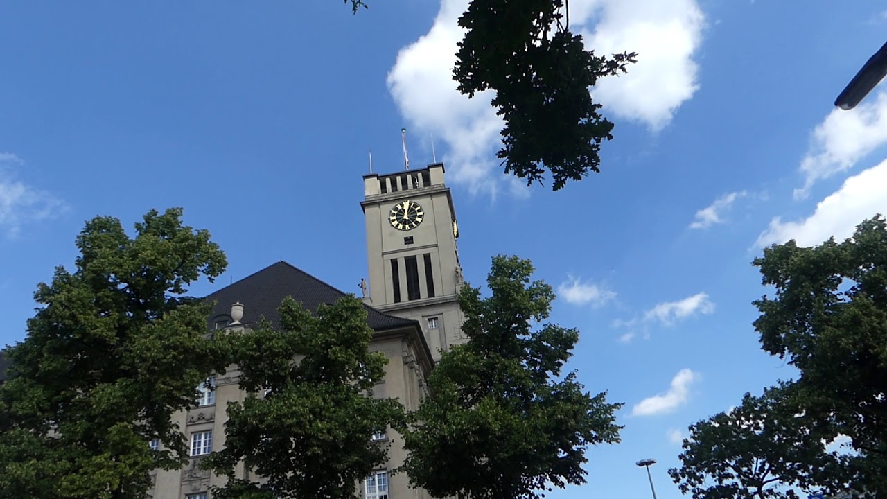 Freiheitsglocke im Berliner Schöneberger Rathaus