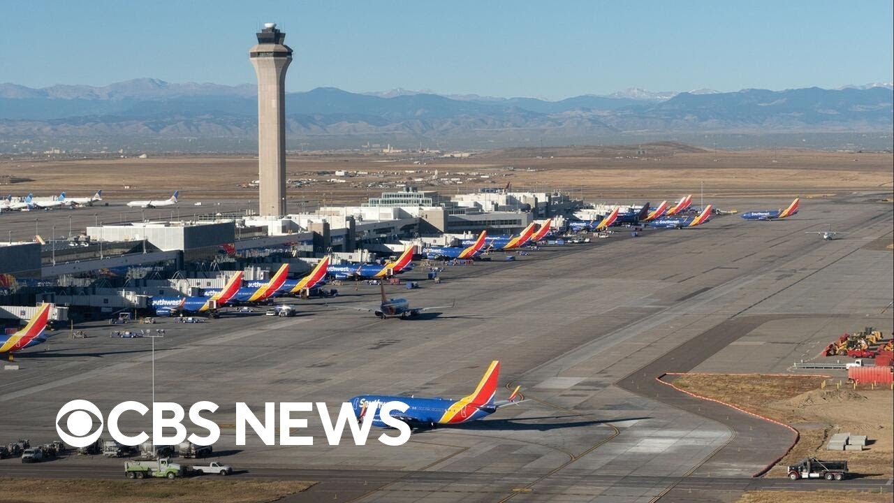 Denver air traffic control loses communication for 2 minutes