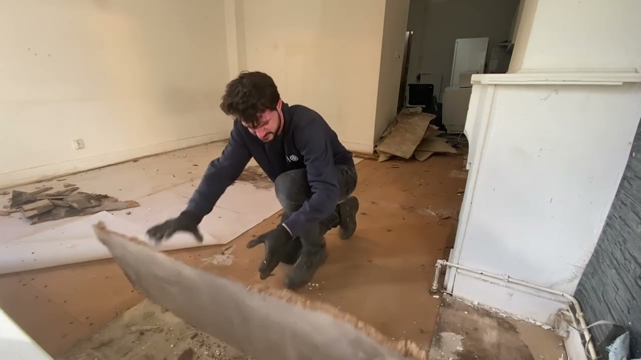 120 JAAR OUD HUIS RENOVEREN (1) - EERSTE INDRUK + SLOPEN!