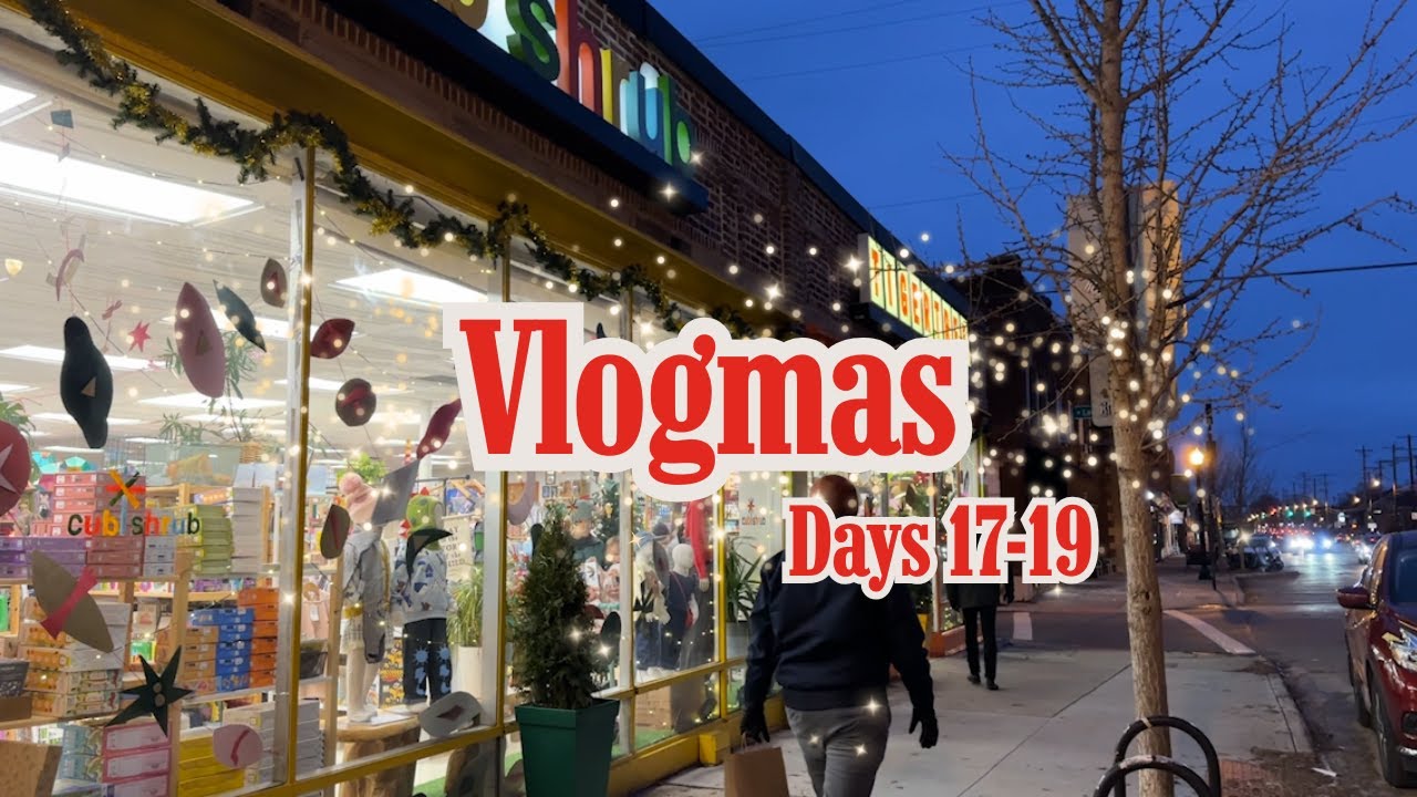 Sarah Seams Podcast: Vlogmas Days 17-19, Advent Knitting & Holiday Crafting! Vlogmas 2025