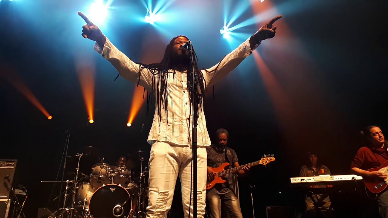 The Gladiators - Mix Up & Bellyfull, live @ La Cigale, Paris