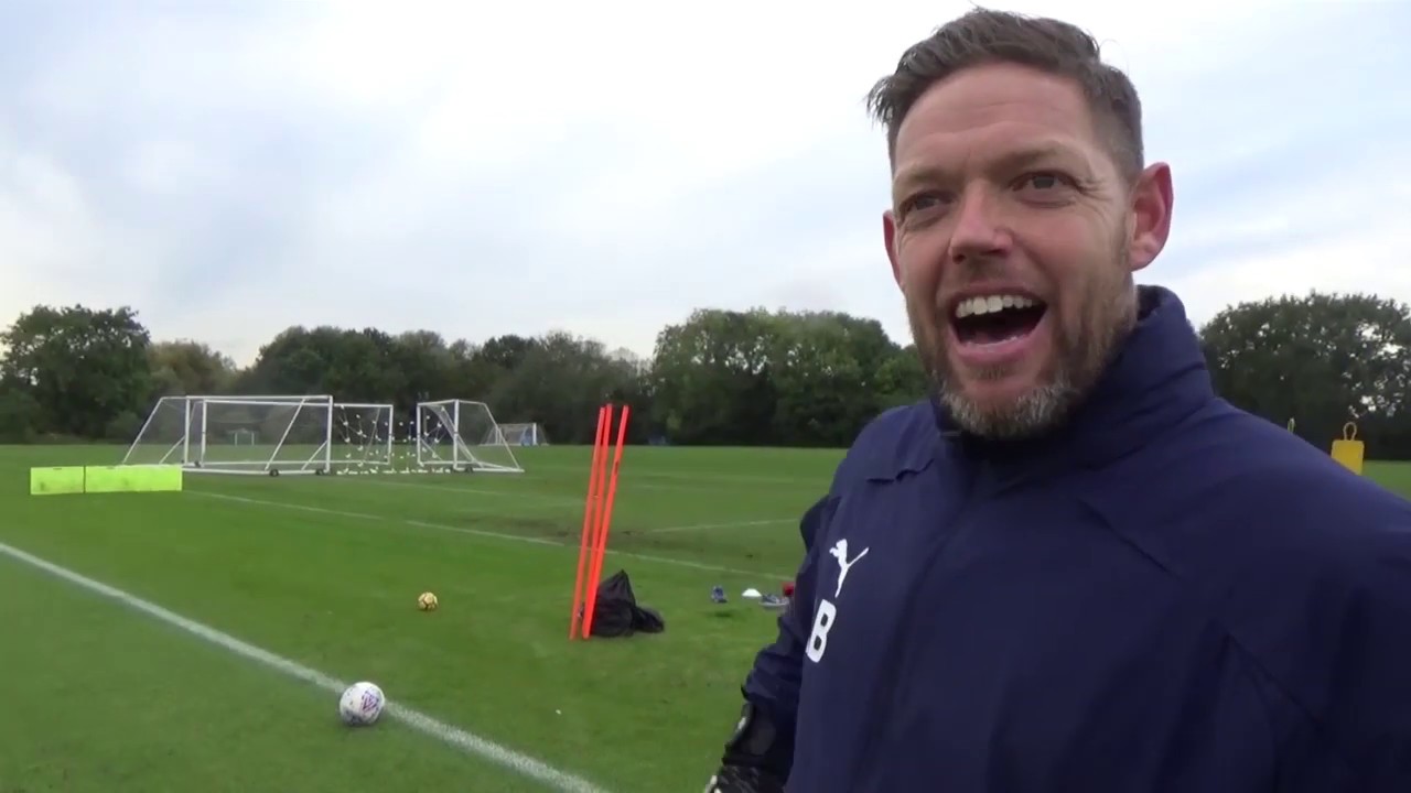 Young Dons keepers learn from Bayzo and Nathan Trott