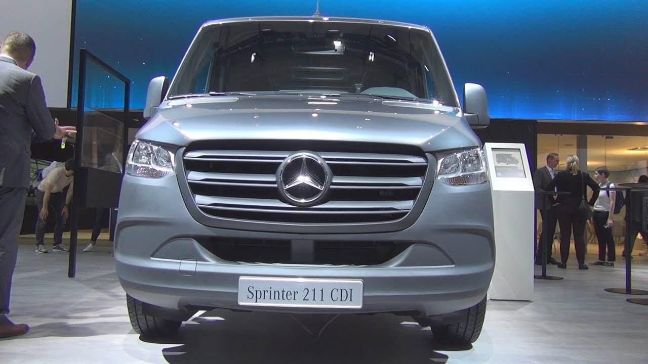 Mercedes-Benz Sprinter 211 CDI Panel Van (2019) Exterior and Interior