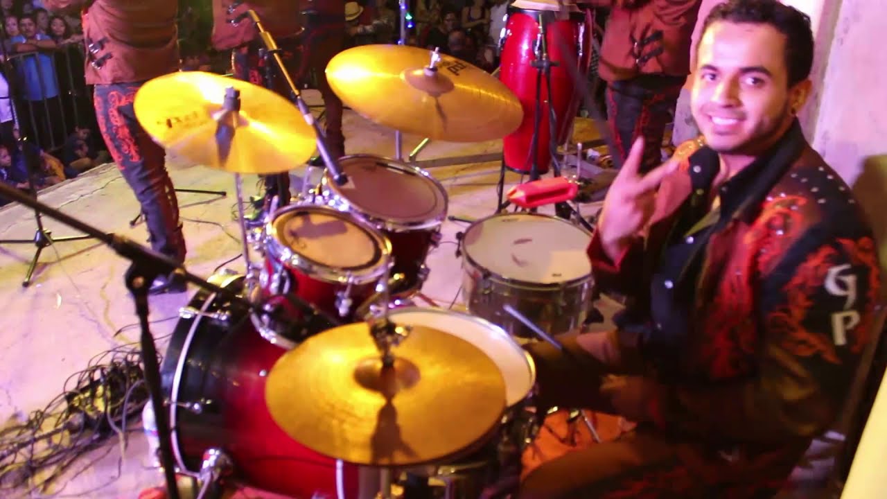 EL GRAN PROYECTO EN VIVO CUMBIAS CON BANDA