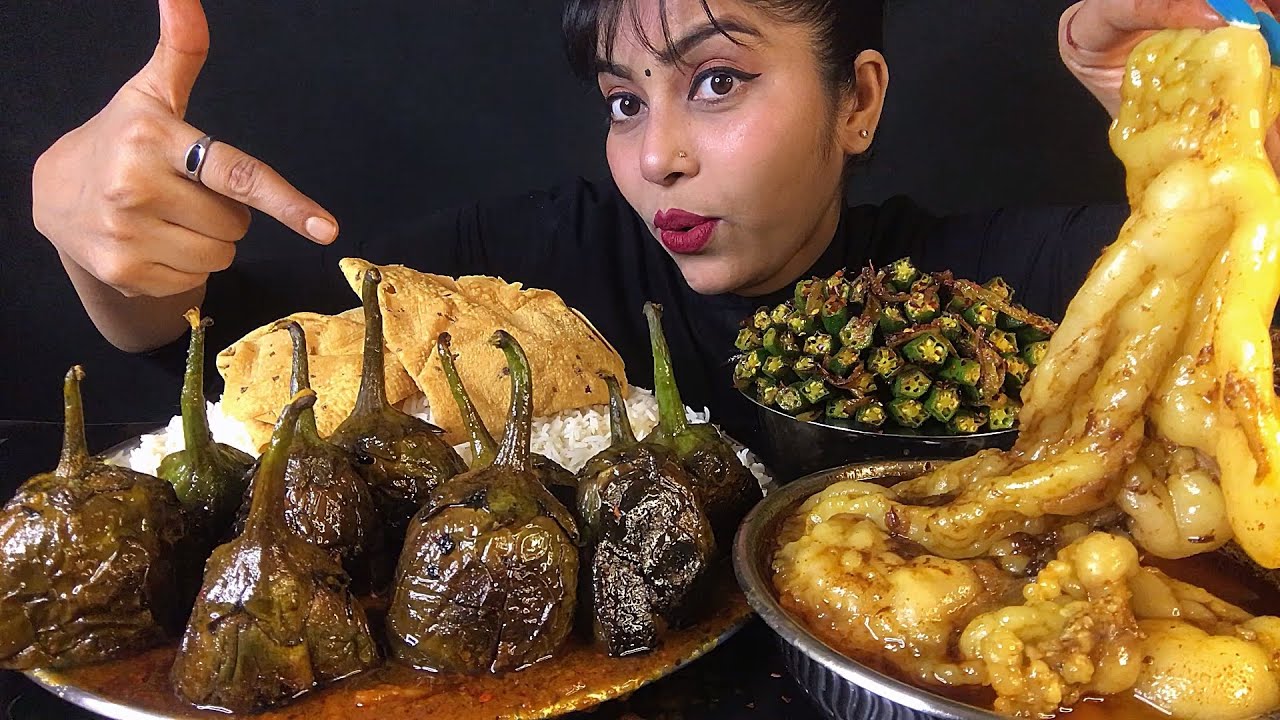EATING OILY MUTTON FAT CURRY BAIGAN CURRY RICE MASALA GUGHNI BHINDI FRY WITH PAPAD | BIG BITES ASMR