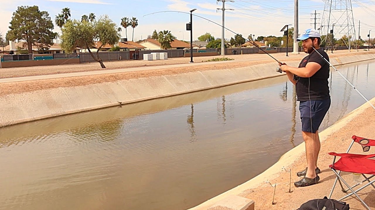 Shallow Arizona Canal Fishing for Big Fish!