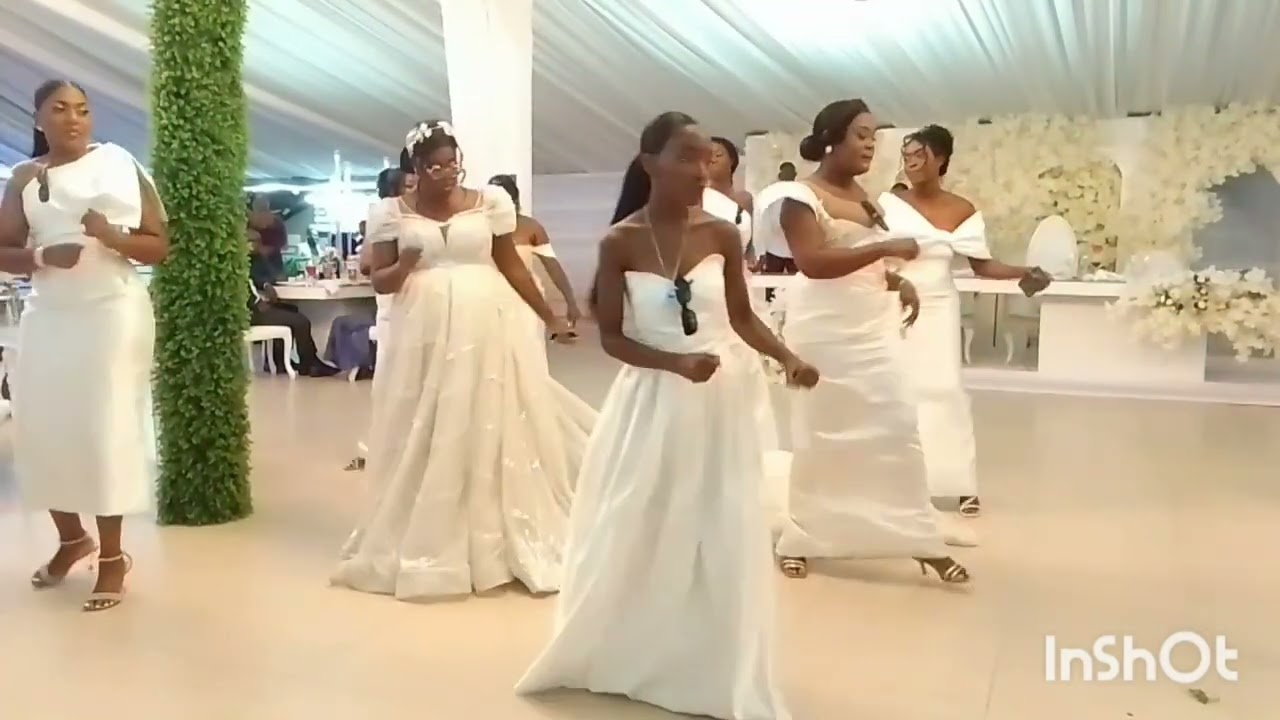 Noiva Gérsia com as damas de honra