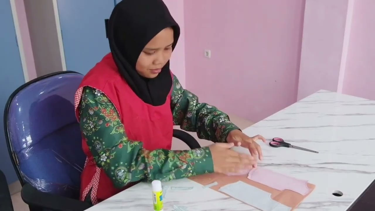 Video Pembelajaran  persiapan pembuatan busana (kemeja) SMK PK Skema PM SMK Ma'arif NU Tirto