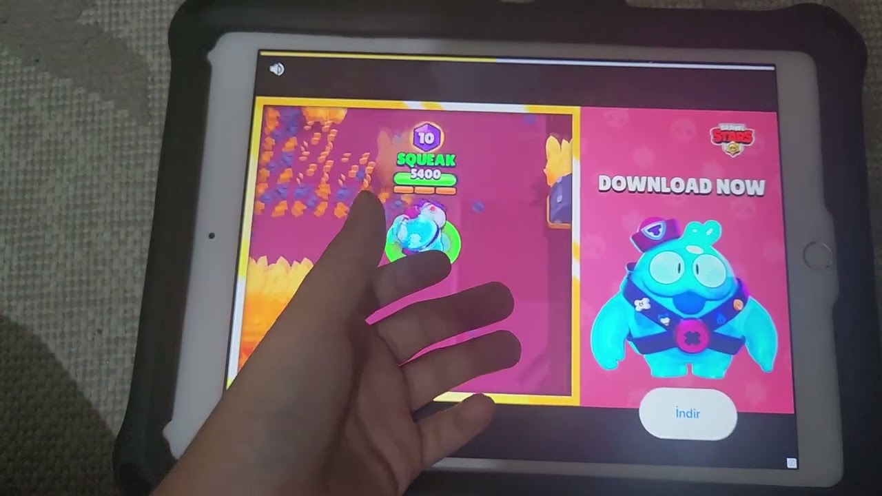 SB Movie: Shark Puppet Plays Maria Cheese Escape