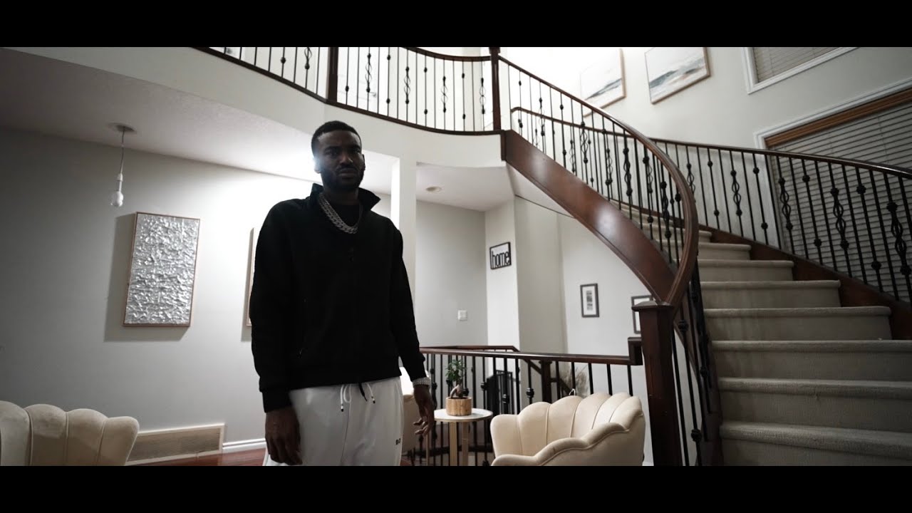 Moula 1st - I Want Money (Official Video) Produced By Murda Beatz