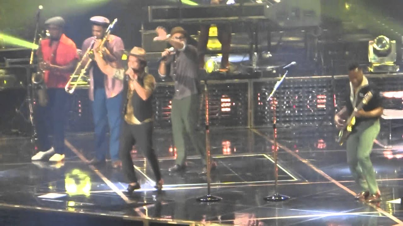 Bruno Mars - "Treasure" LIVE in San Diego, CA