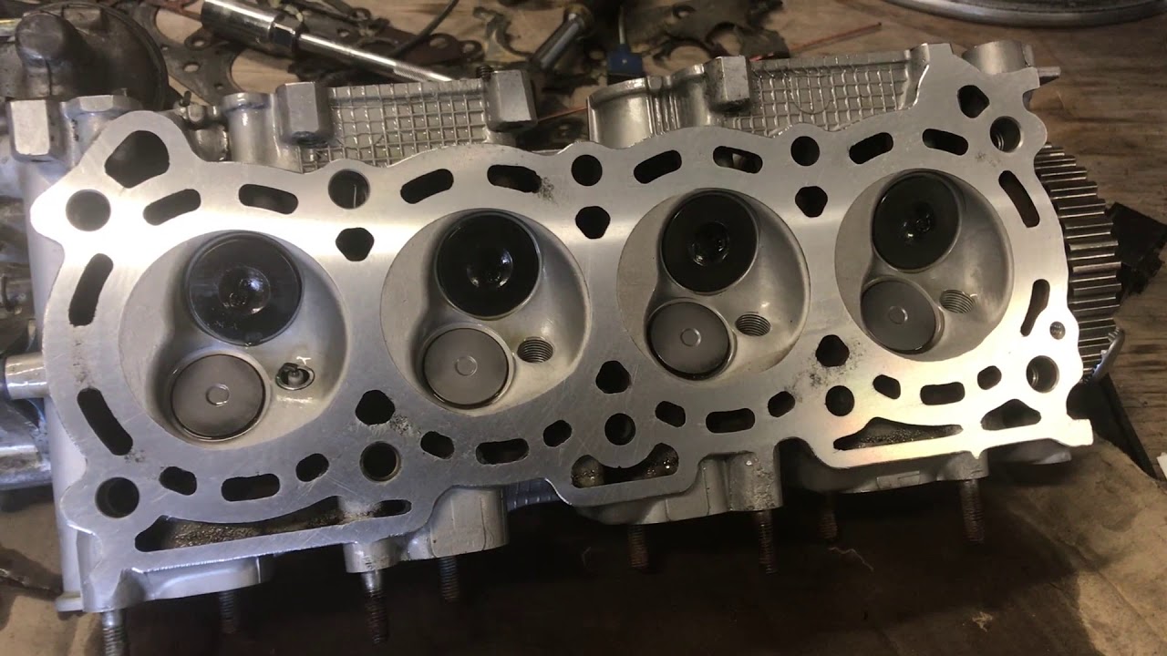Suzuki Sierra - Cylinder Head Replacement - FGep21