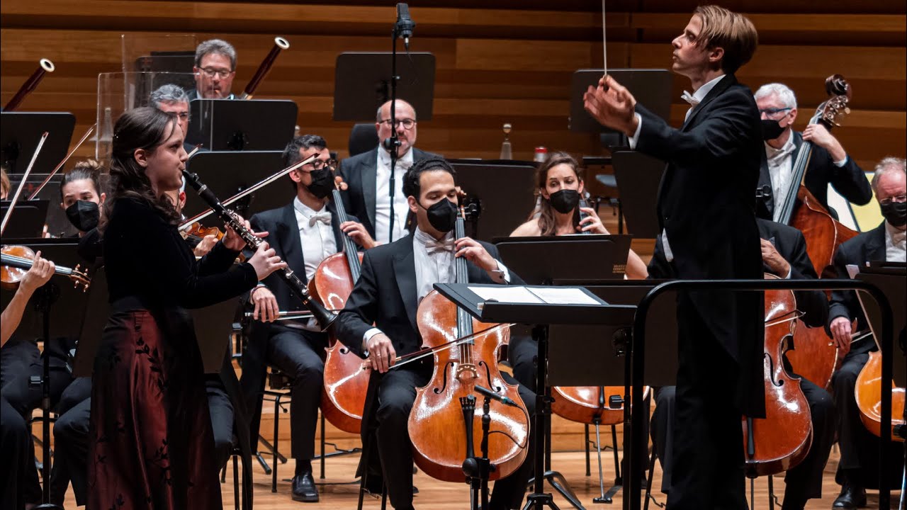 Claudia Aliaj (16yo) plays Weber Clarinet Concerto No. 1 f m Op.73, OSCyL Orchestra & Piano Encore