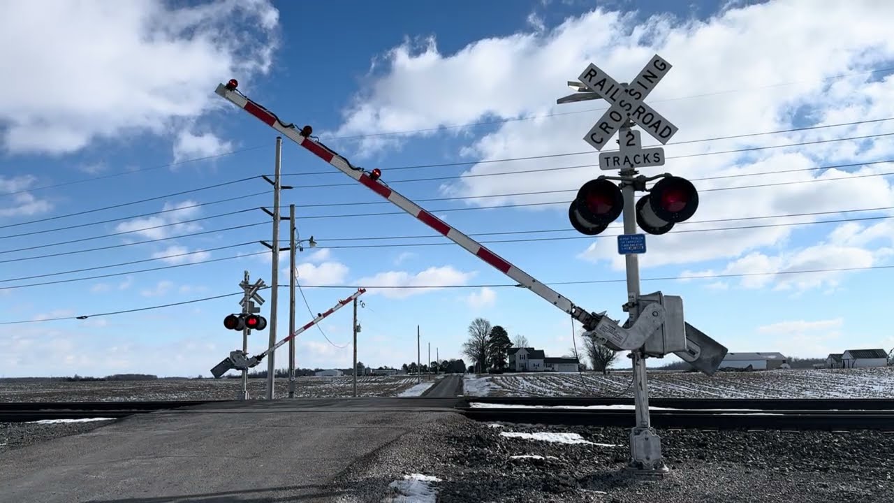 Albaugh Rd Railroad Crossing, Carrothers, OH (Video 2)