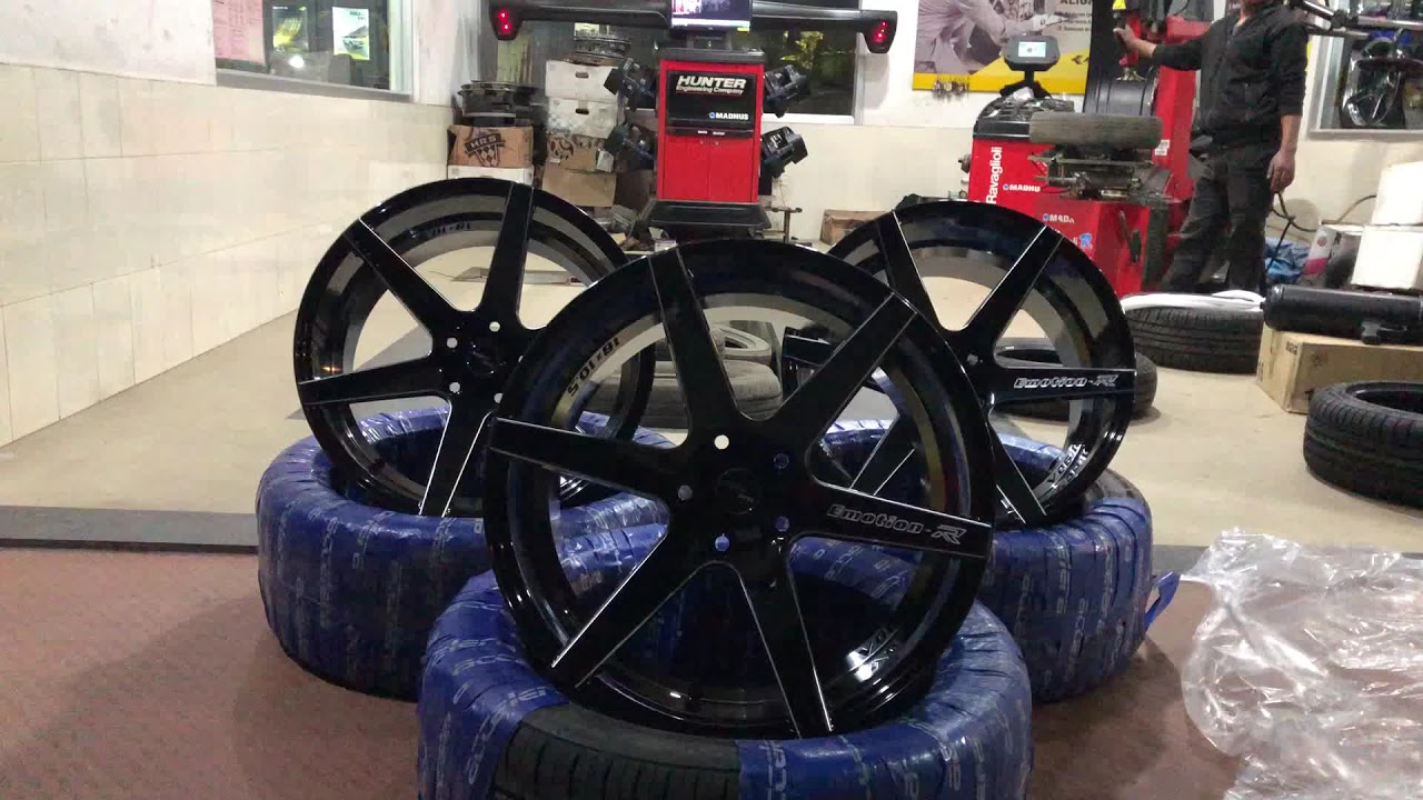 18&rdquo; 10.5J GTR PRO EMOTION-R wheels wrapped on Accelera rubbers