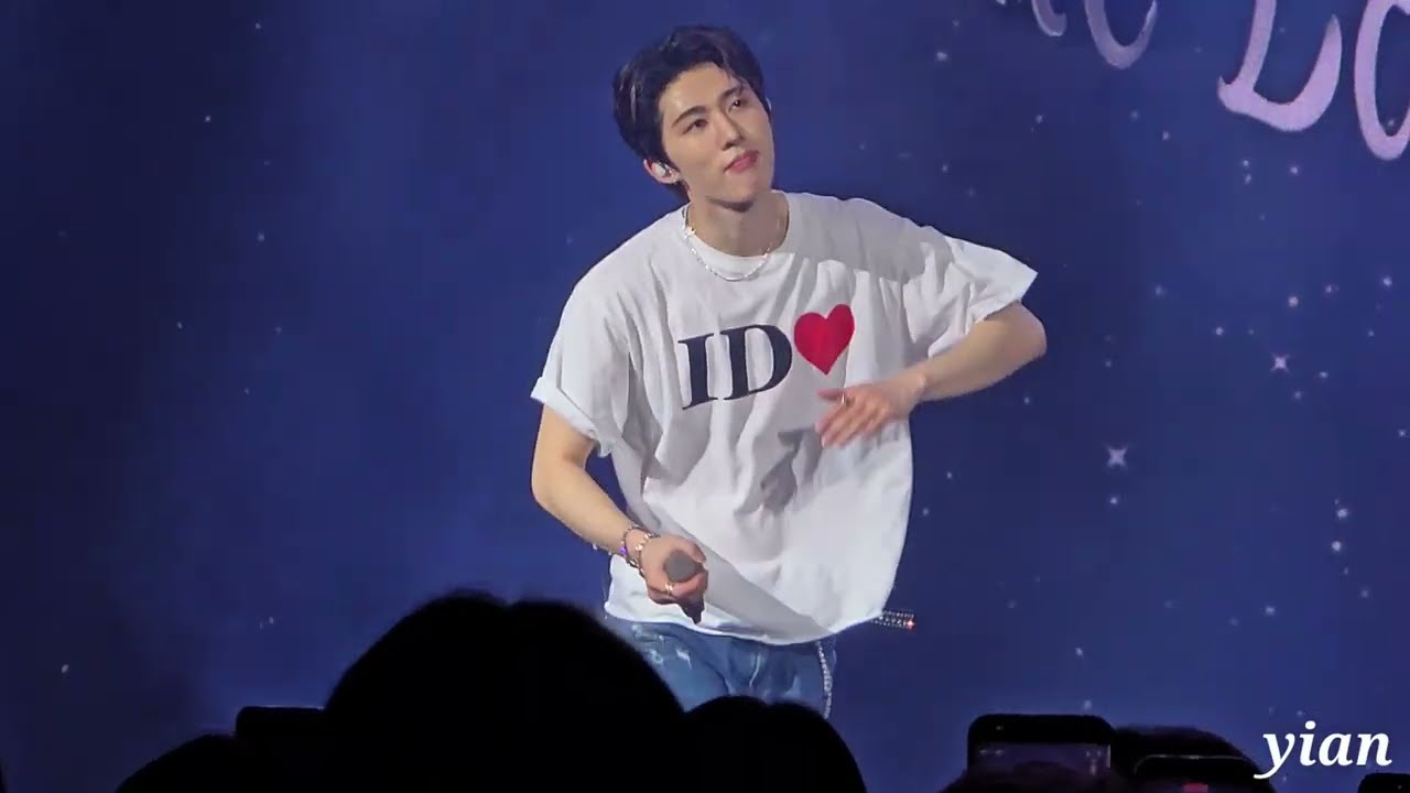 260307 [Fancam] B.I - Hug Me + IDOL @ Last Parade Encore in SG 