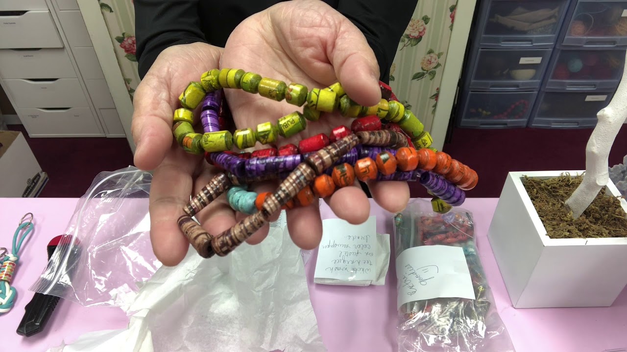 Kelly’s Paper Beads
