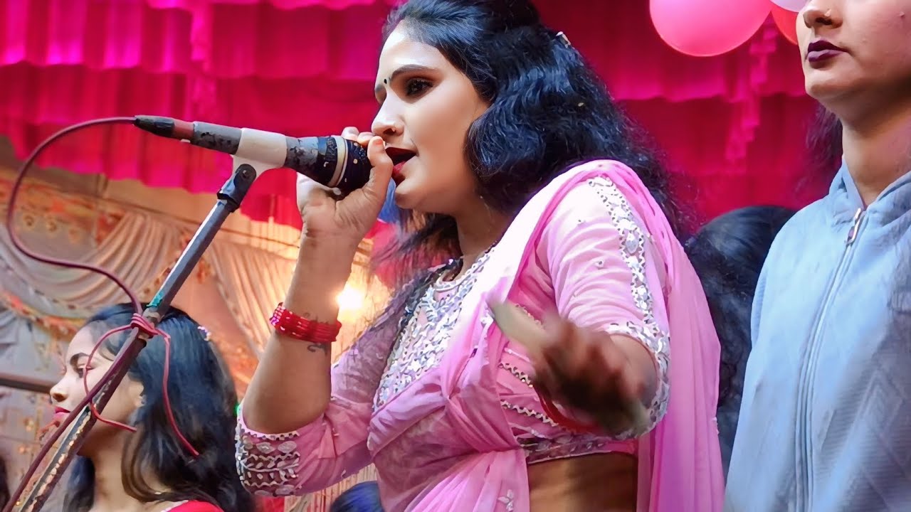 Use Budh ki agar milati dukaanon mein Allah Saja Leta