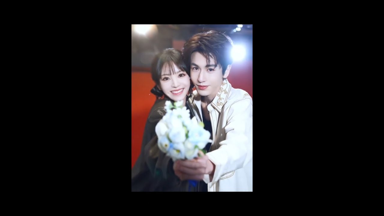 Hand in hand, on our way to tonight&rsquo;s Pursuit of Jade premiere. 💕#pursuitofjade #cdrama