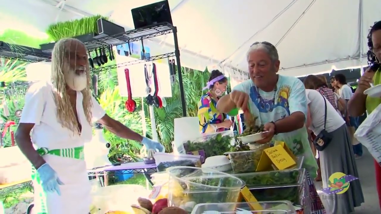 Raw Vegan Recipes with Aris LaTham - Green Salad, Barbecue Sauce