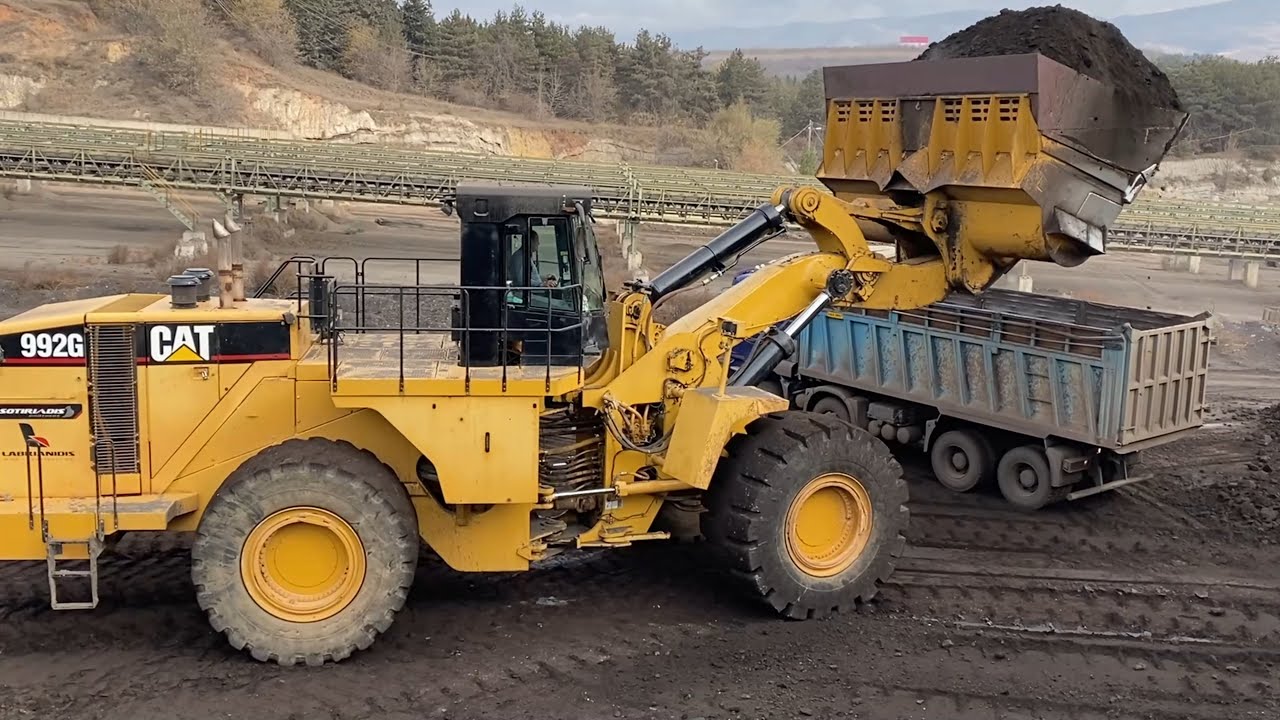 Caterpillar 992G Wheel Loader Loading Coal On Trucks With 1 Pass-Sotiriadis/Labrianidis Mining Works