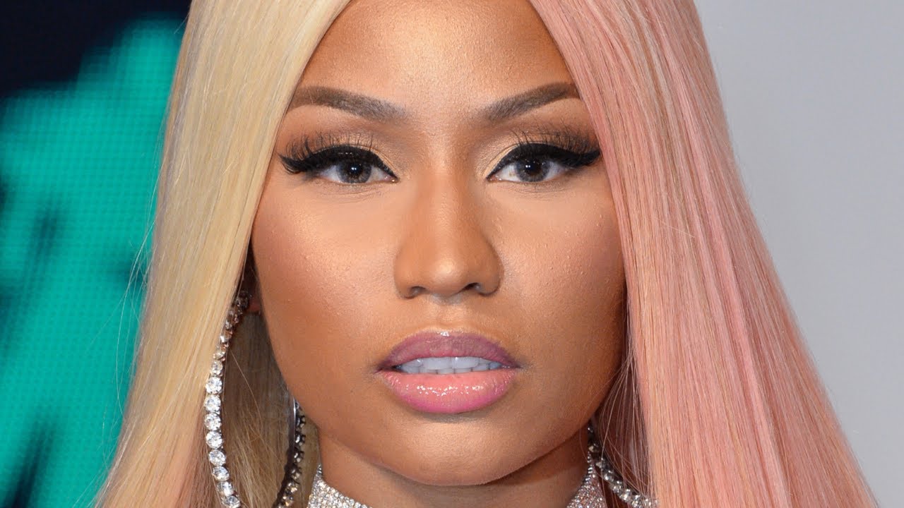 Nicki Minaj's Bikini Photos Which Are Inappropriate For Even Adults