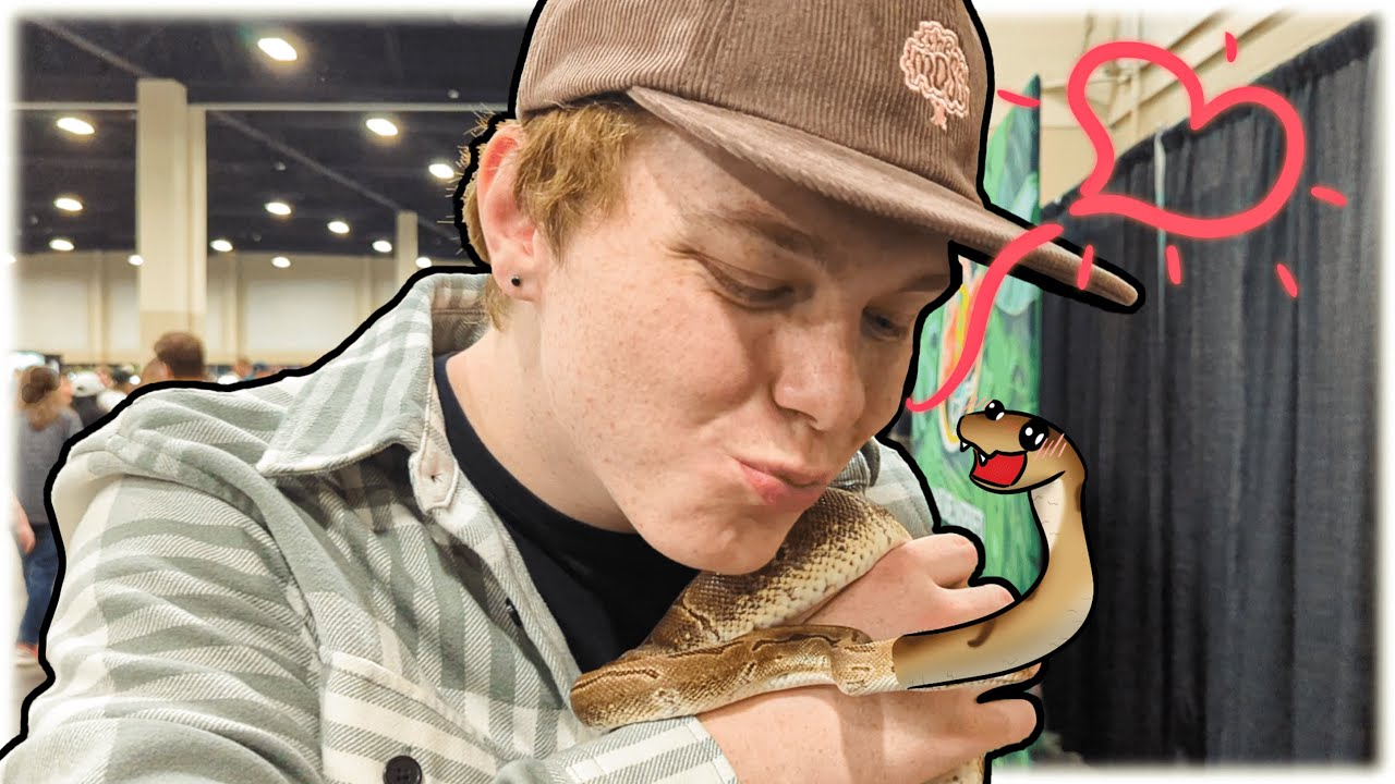 Finding the BIGGEST reptile at a  ̶s̶c̶a̶l̶y̶ ̶c̶o̶n̶v̶e̶n̶t̶i̶o̶n̶ reptile expo