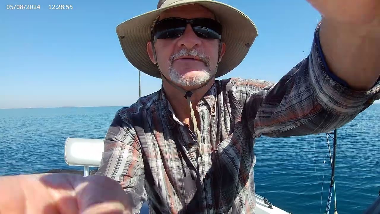 Catching red snapper, grouper and big triggers on 2 13 26 Offshore.