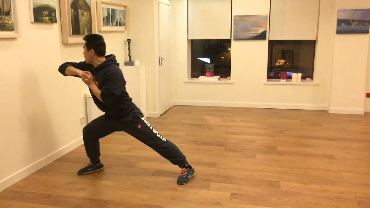 shaolin kung fu drills practice - turn body elbow attack