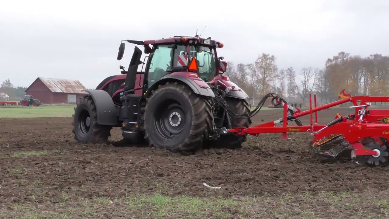 4K/Valtra Demo Q305 med Väderstad Carrier XL 725