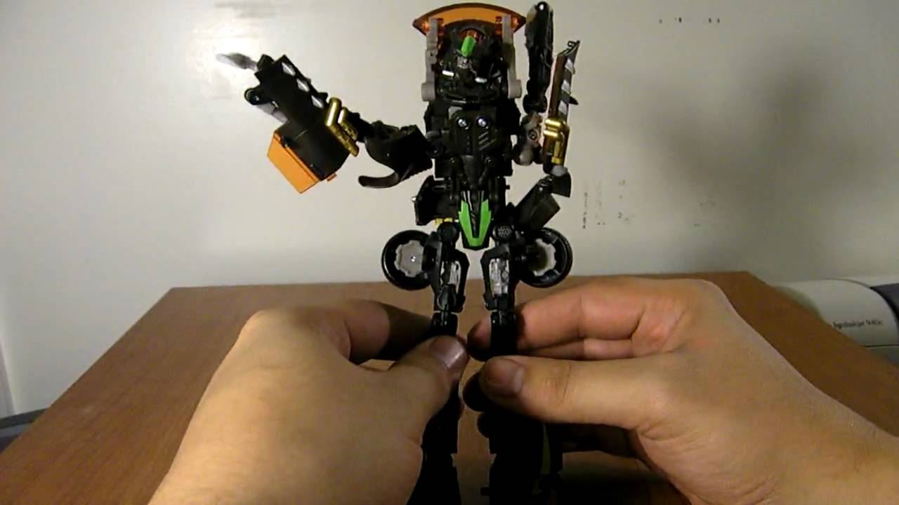 ROTF Deluxe Class LOCKDOWN