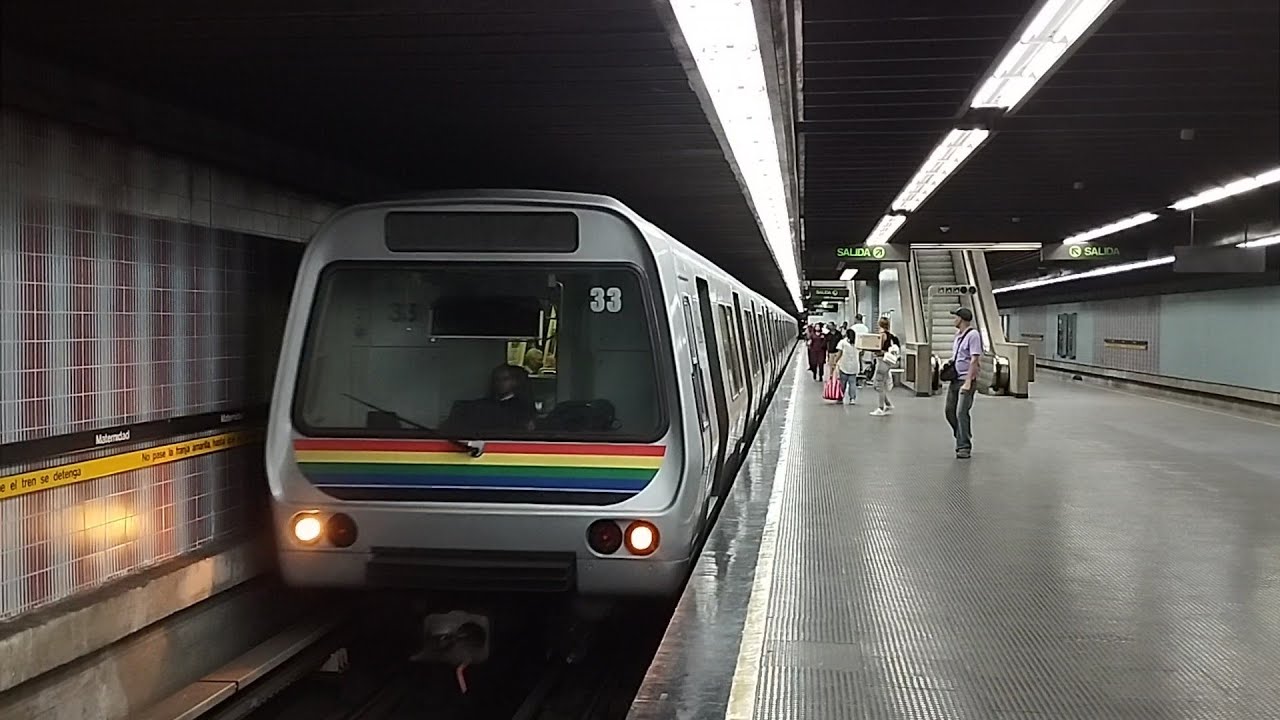 Metro De Caracas Linea 2 Alstom S4 En la Estación Maternidad Con Dirección Las Adjuntas