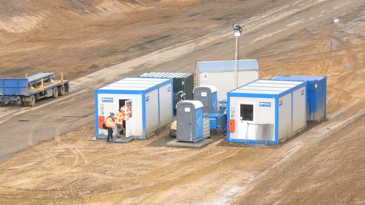 JULIANA KANAAL 11042025